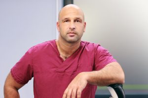 Carsten-Can Öztan, Tooth implants in Berlin